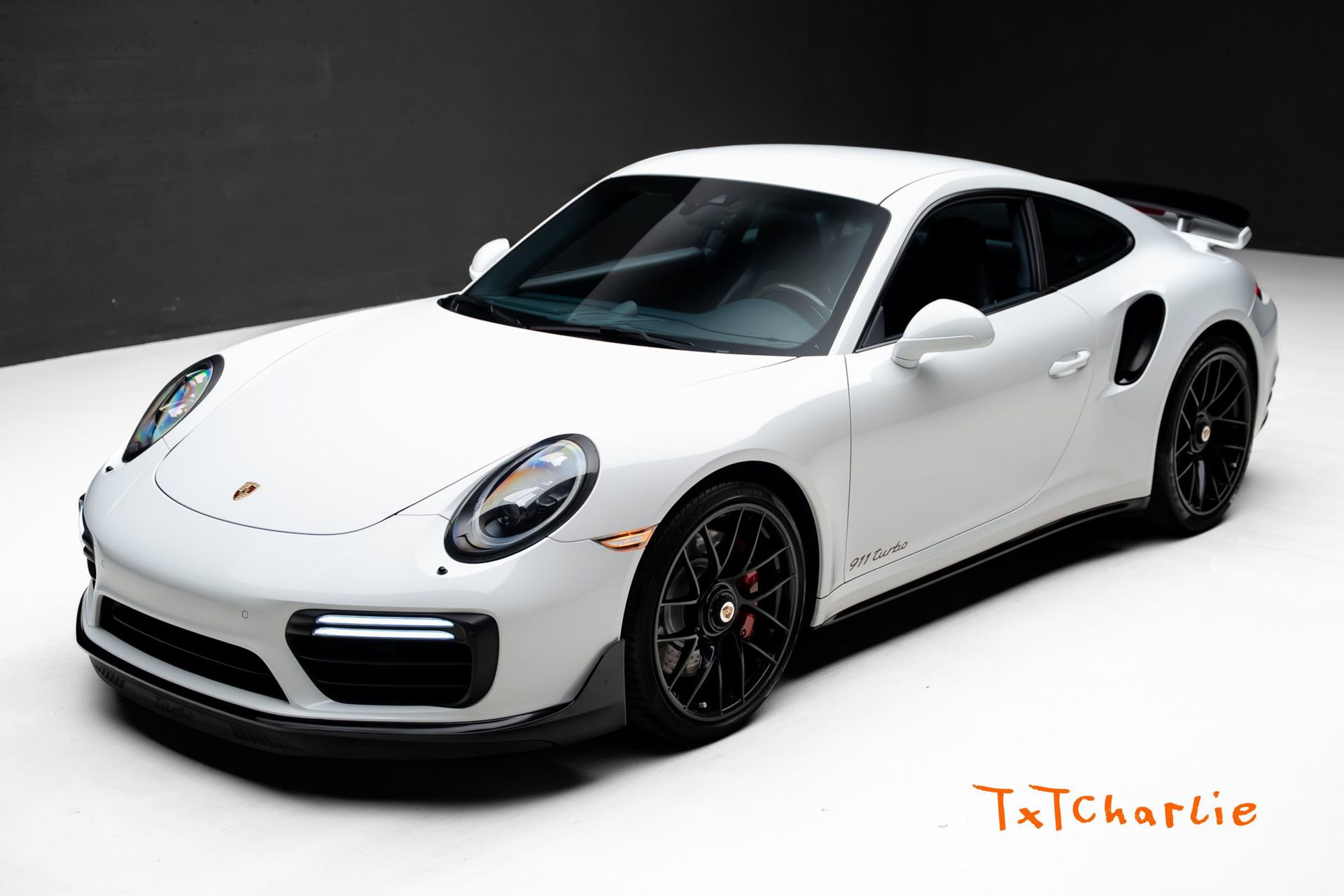 Used 2017 Porsche 911 Turbo AWD/4WD image 1