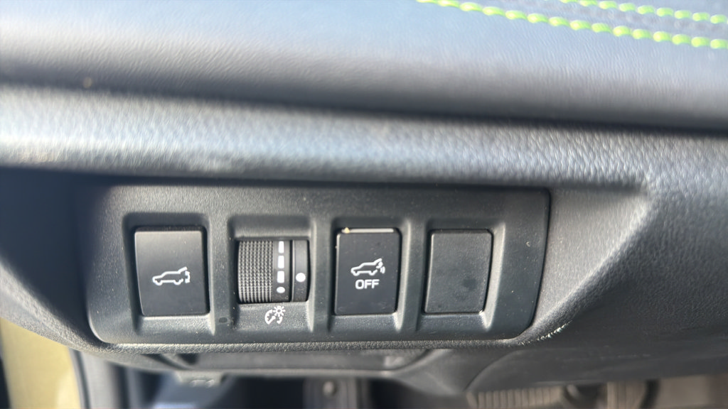 Used 2024 Subaru Outback Onyx Edition AWD/4WD image 23