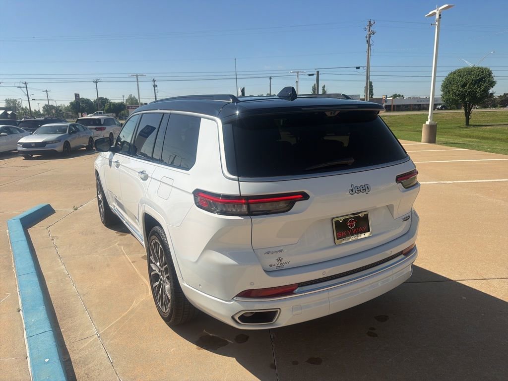 Used 2024 Jeep Grand Cherokee L Summit AWD/4WD image 22