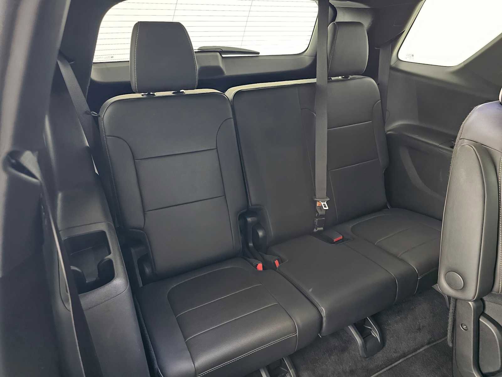 Used 2023 Chevrolet Traverse Premier w/ Redline Edition image 13
