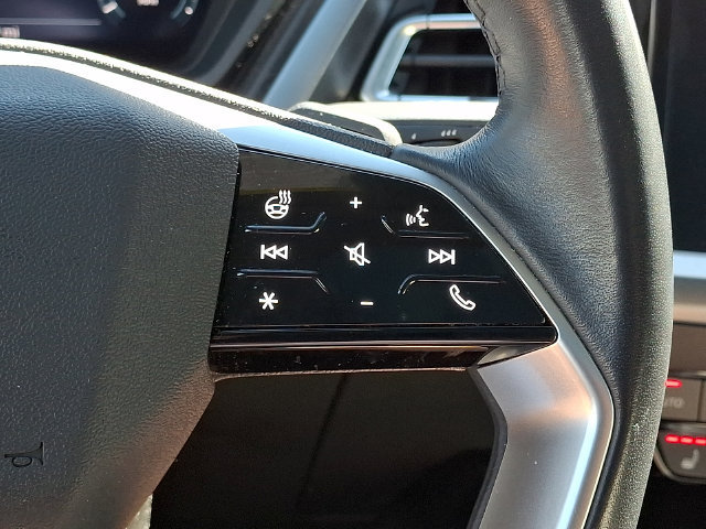 Used 2024 Audi Q4 e-tron Premium Plus w/ Premium Plus RWD image 24