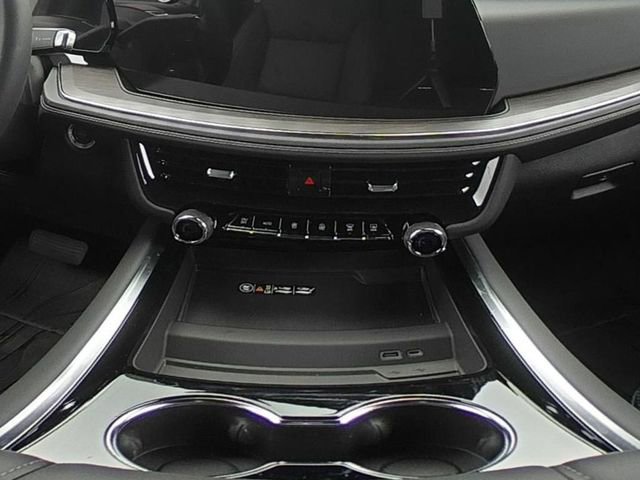 New 2026 Chevrolet Suburban Z71 w/ Z71 Off-Road Package AWD/4WD image 30