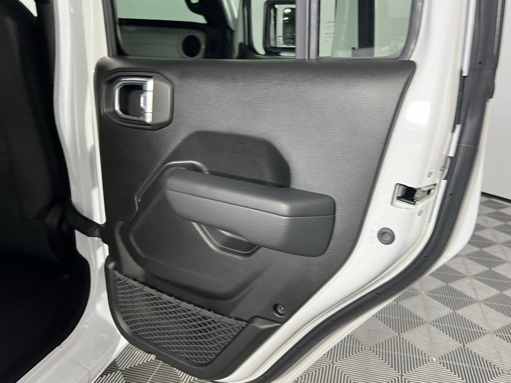 Certified 2024 Jeep Gladiator Sport image 30