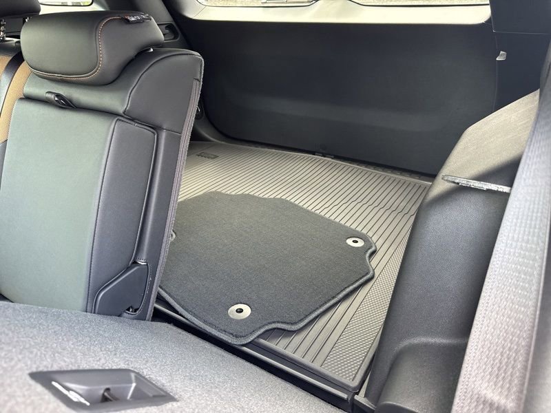 New 2026 Chevrolet Equinox ACTIV w/ Convenience Package III image 21