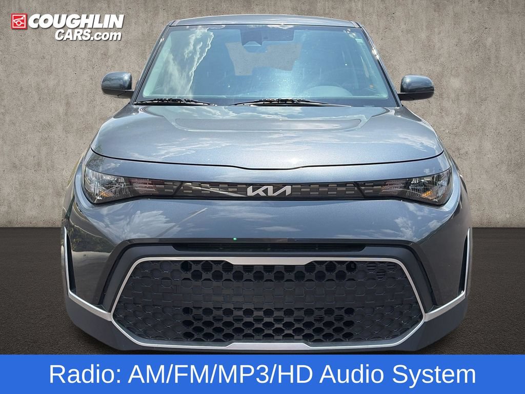 Used 2024 Kia Soul LX FWD image 3