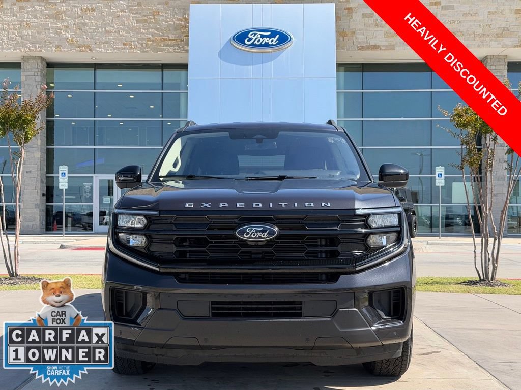 Used 2025 Ford Expedition Max Active AWD/4WD image 2