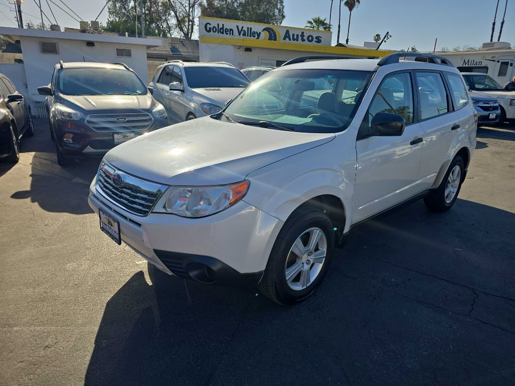 Used 2010 Subaru Forester 2.5X w/ Popular Equipment Group 1A AWD/4WD image 1