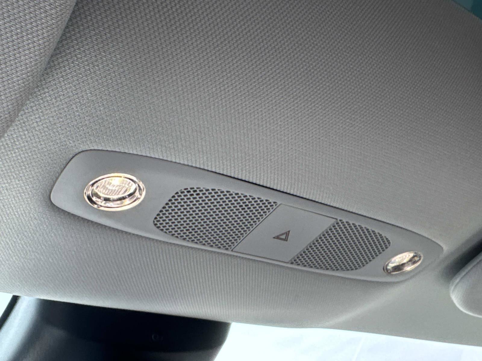 Used 2023 Tesla Model 3 Standard Range image 28