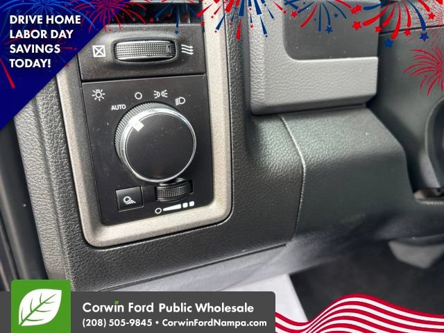 Used 2018 RAM 2500 Tradesman w/ Chrome Appearance Group AWD/4WD image 15