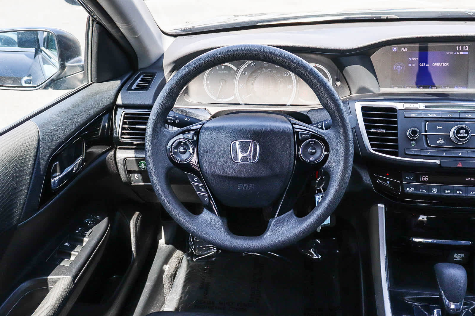Used 2017 Honda Accord LX image 18