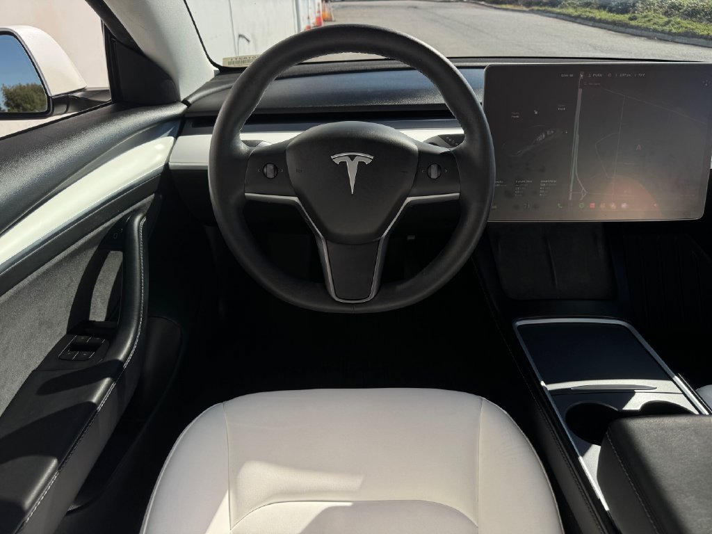 Used 2021 Tesla Model 3 Standard Range Plus RWD image 10