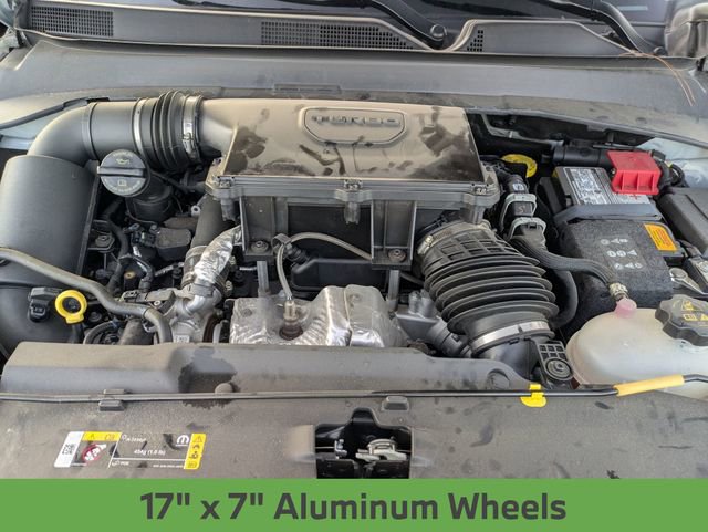 Used 2024 Jeep Compass Latitude image 12