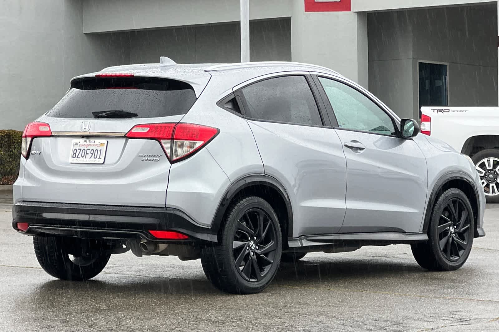 Used 2022 Honda HR-V Sport image 2