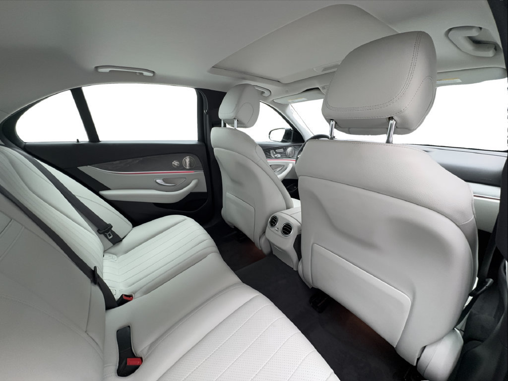 Used 2023 Mercedes-Benz E 350 Sedan image 33