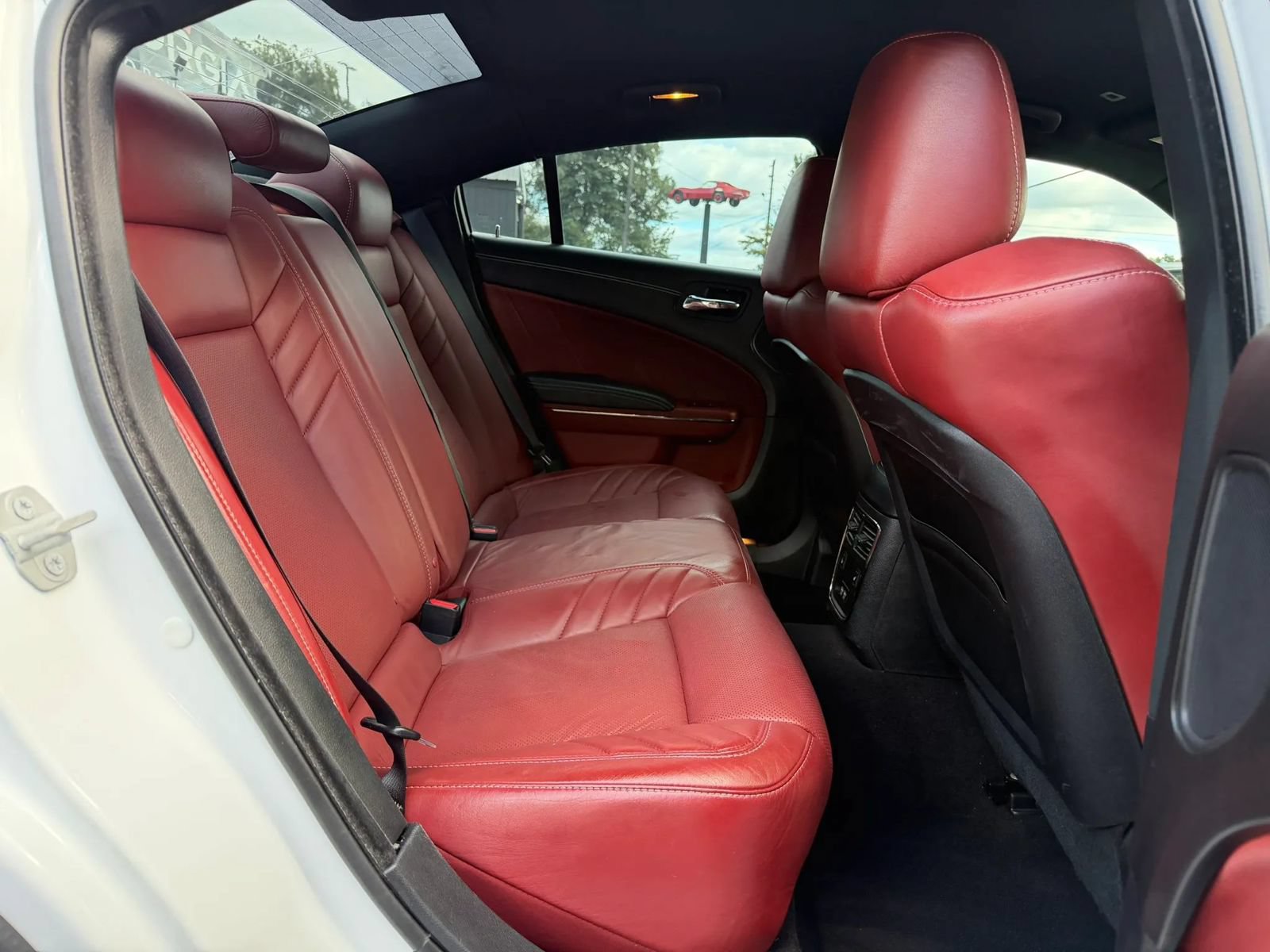 Used 2019 Dodge Charger SRT Hellcat w/ Harman/Kardon Audio Group RWD image 16