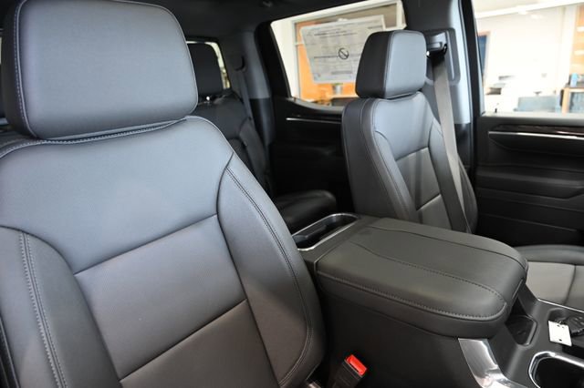 New 2026 Chevrolet Silverado 1500 LTZ w/ LTZ Premium Package image 9