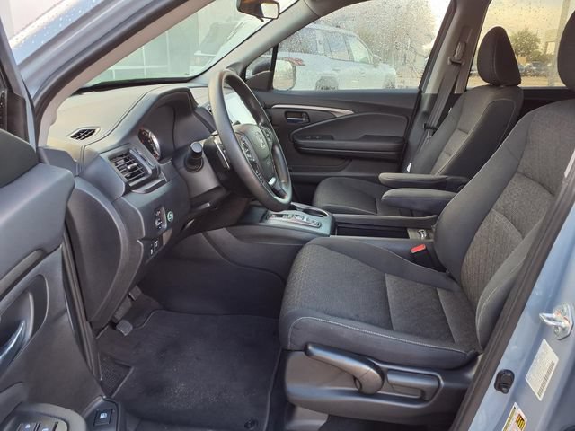 Used 2023 Honda Ridgeline Sport image 6