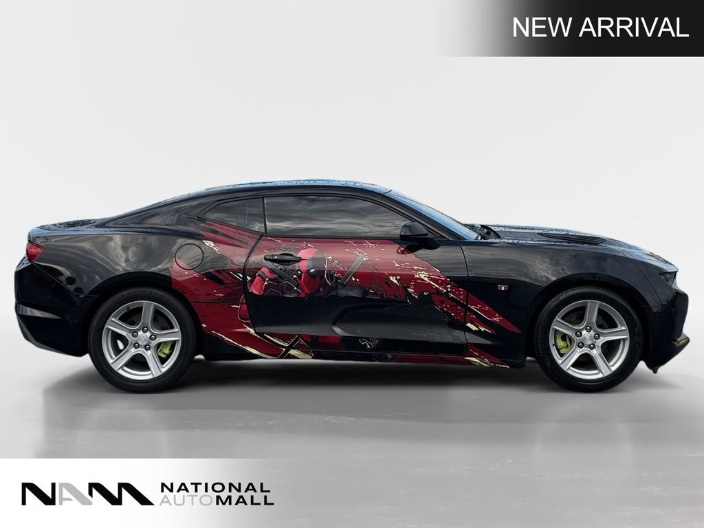 Used 2019 Chevrolet Camaro LT RWD image 6