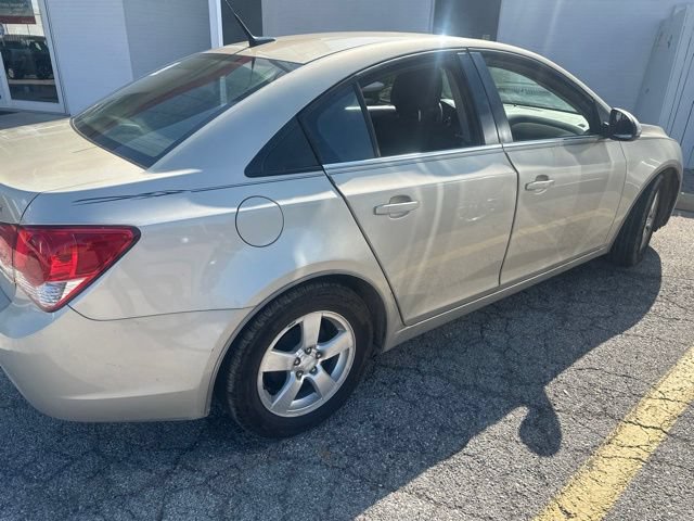 Used 2013 Chevrolet Cruze LT FWD image 4