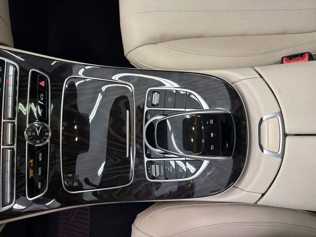 Used 2019 Mercedes-Benz E 300 4MATIC image 32