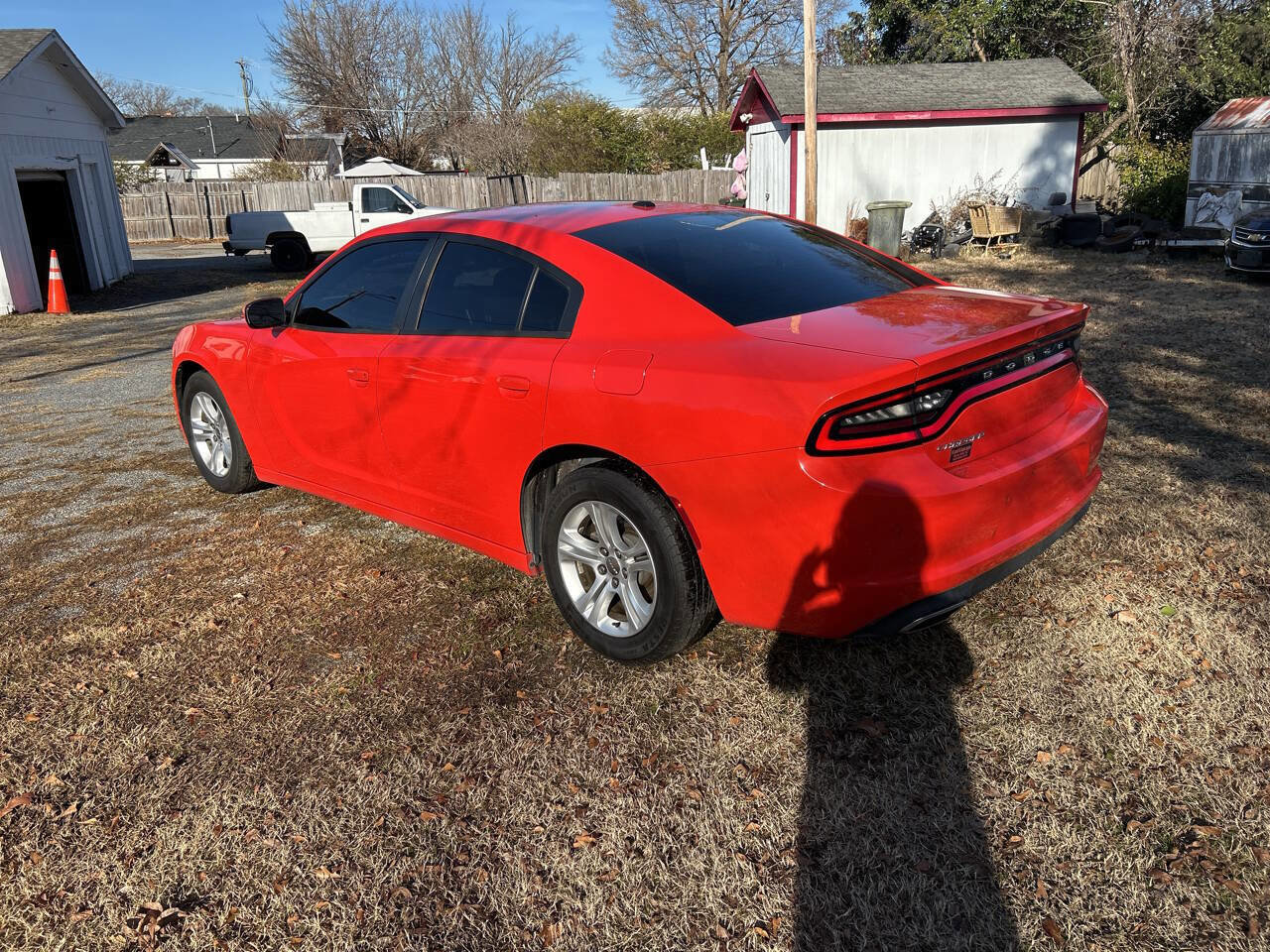 Used 2019 Dodge Charger SXT image 3