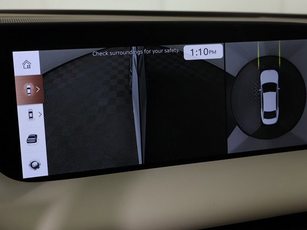 Used 2025 Genesis G90 3.5T image 63