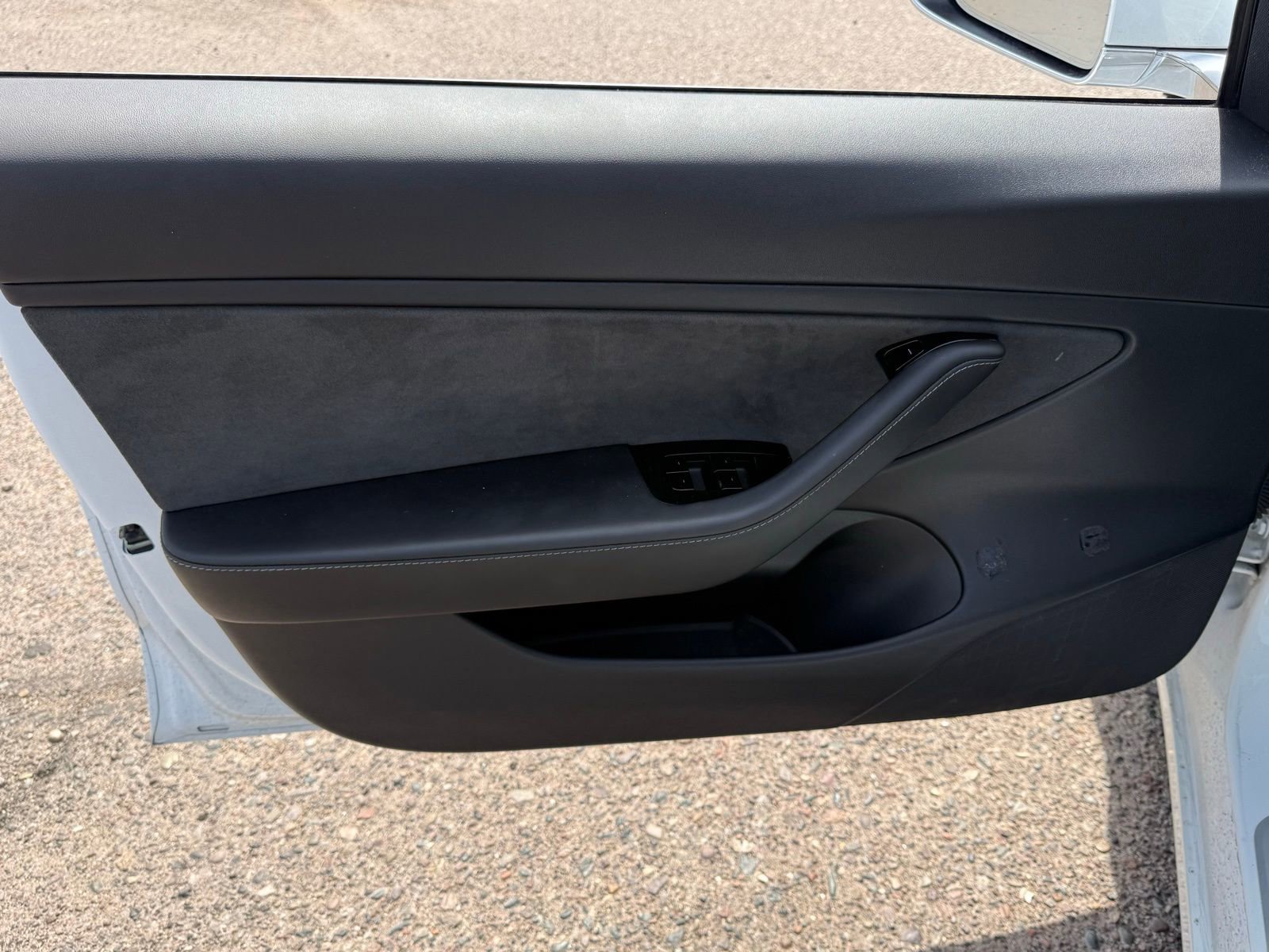 Used 2019 Tesla Model 3 Standard Range image 15