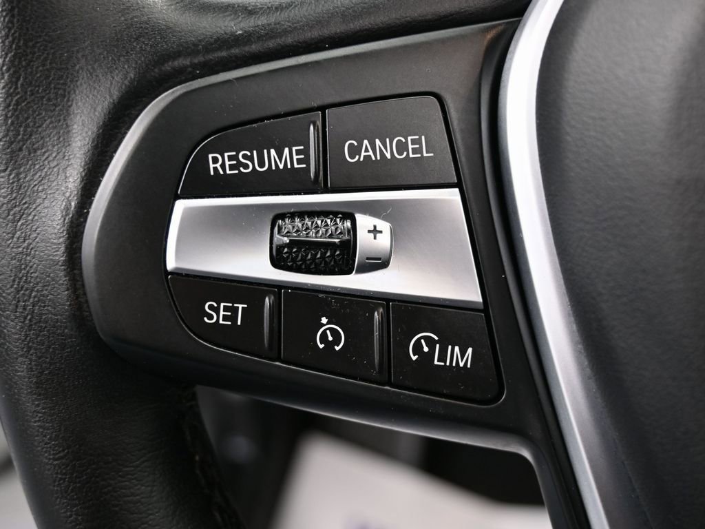 Used 2024 BMW 330i xDrive Sedan w/ Convenience Package image 17