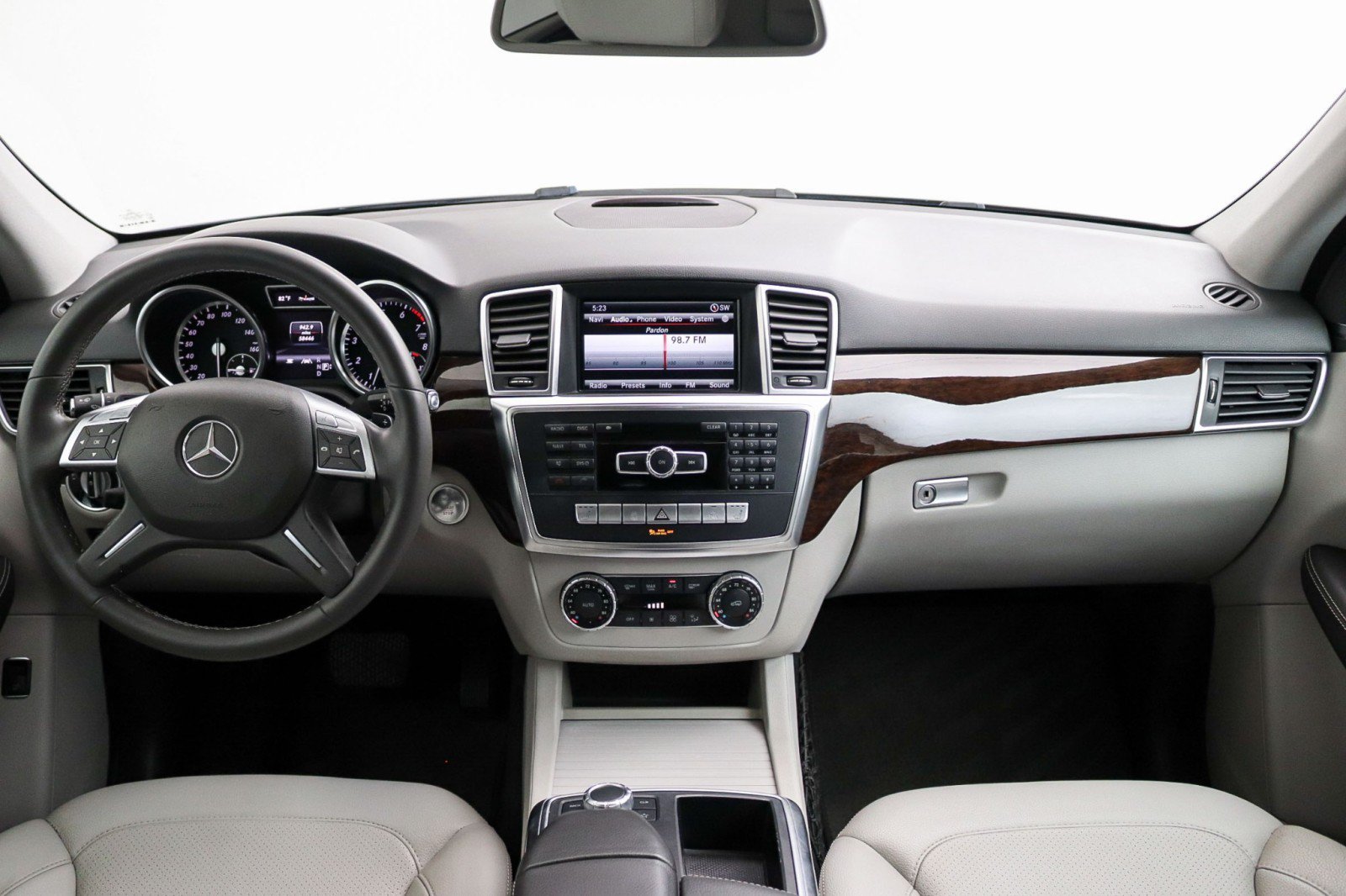 Used 2013 Mercedes-Benz ML 350 2WD image 16