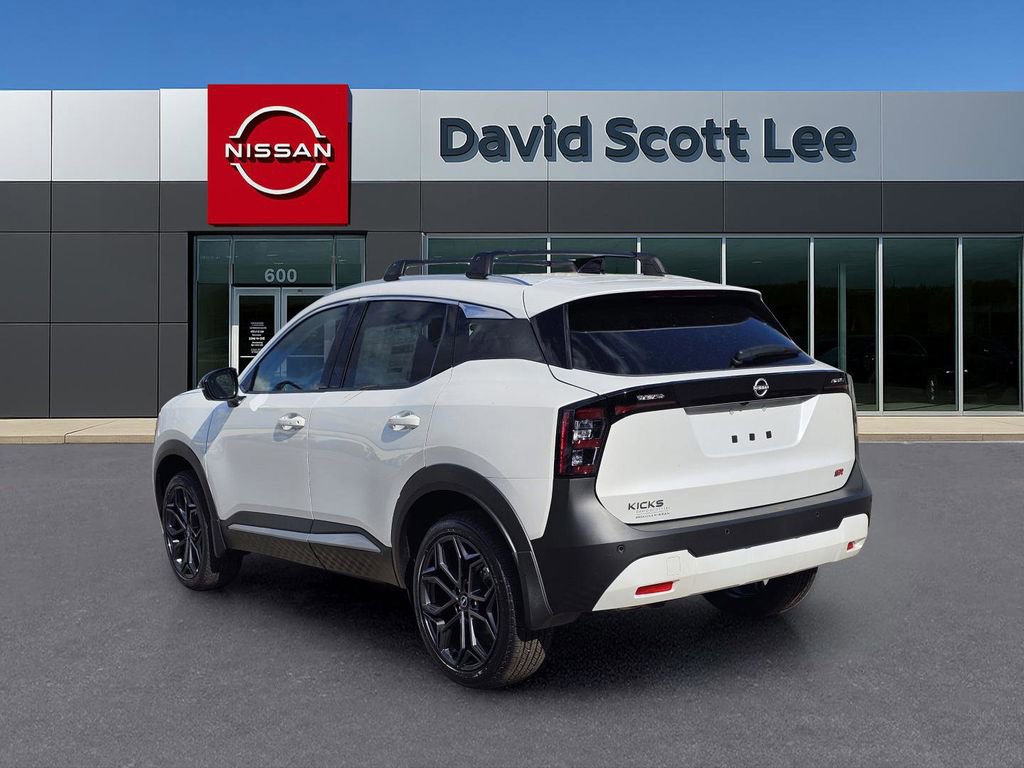 New 2026 Nissan Kicks SR w/ Illumination Package image 9