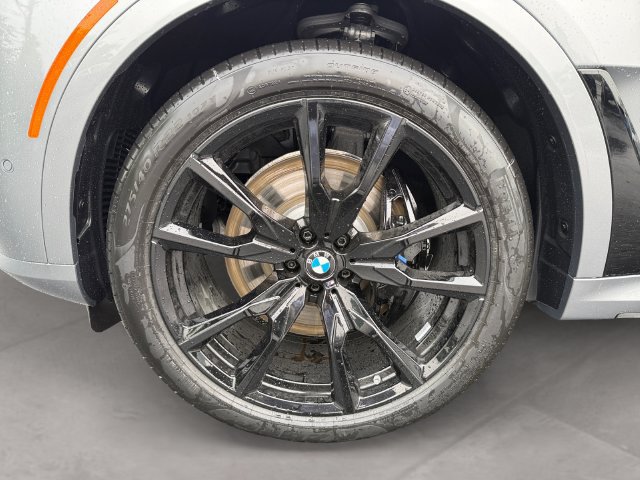 New 2027 BMW X7 xDrive40i w/ Executive Package AWD/4WD image 14