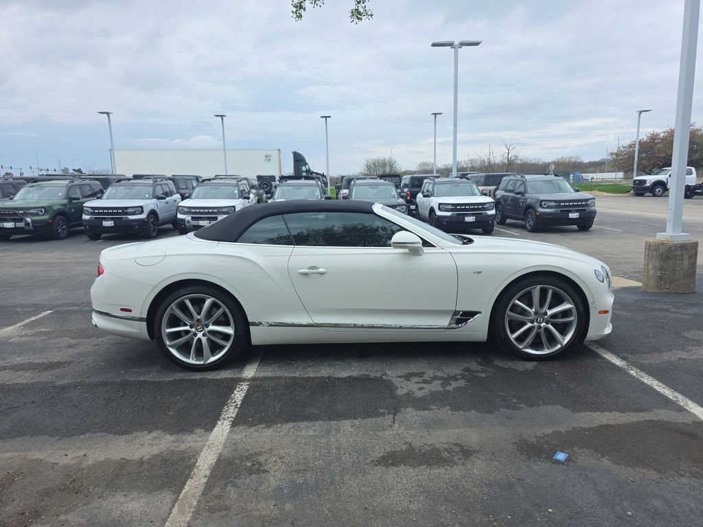 Used 2020 Bentley Continental GT image 9