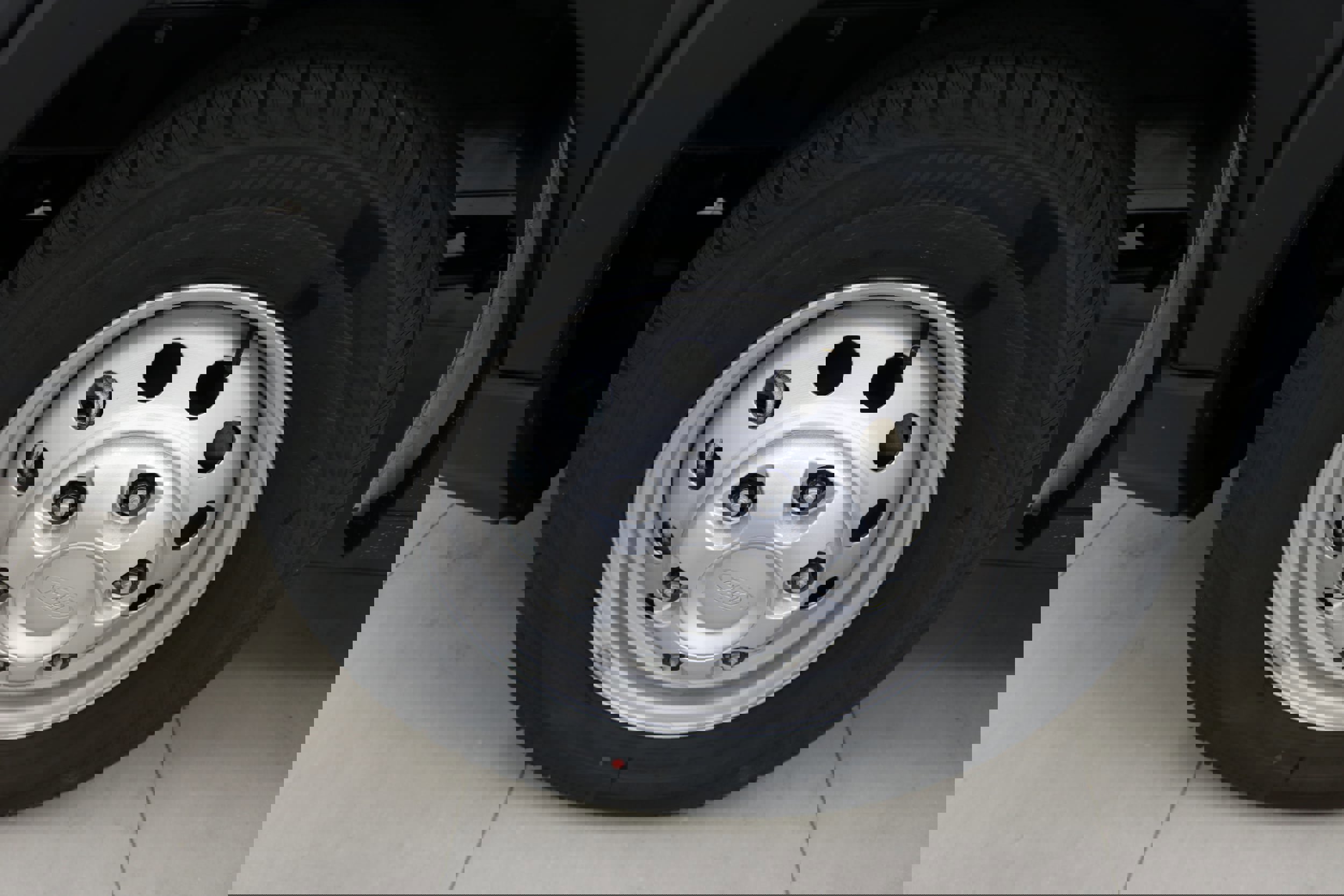 New 2025 Ford Transit 250 148 Medium Roof Extended AWD image 8