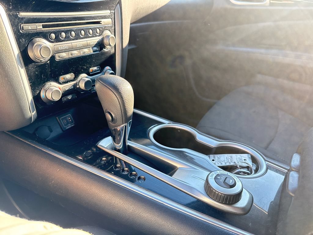 Used 2019 Nissan Pathfinder S AWD/4WD image 22