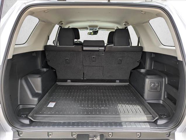 Used 2022 Toyota 4Runner SR5 AWD/4WD image 6