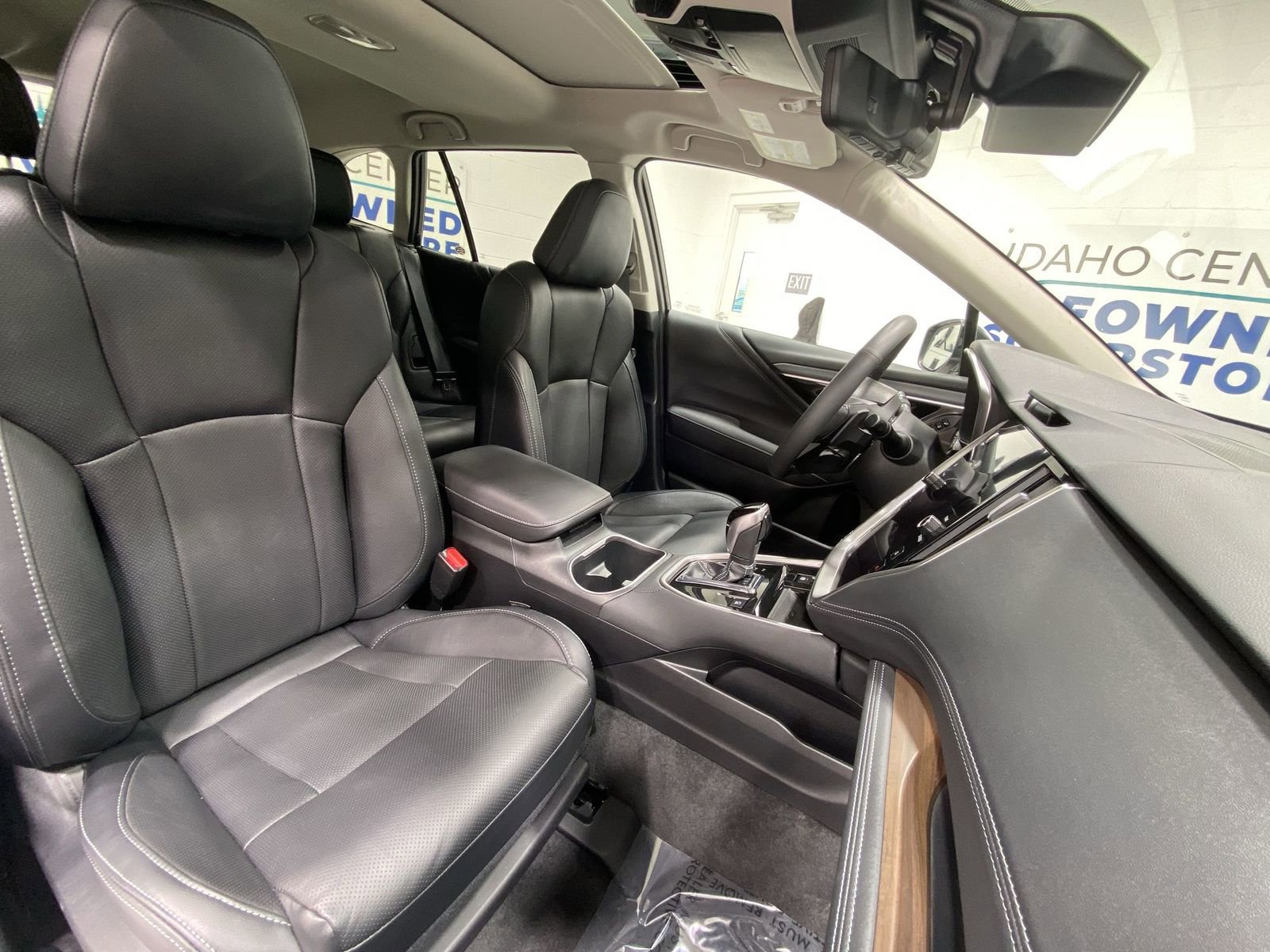 Certified 2025 Subaru Outback Touring w/ Tech Package 2 image 25