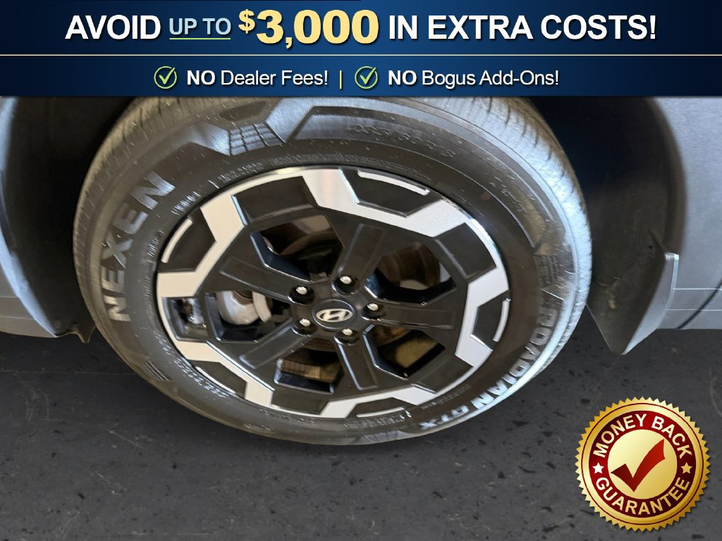 Used 2025 Hyundai Santa Fe SEL FWD image 13