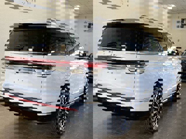 Used 2024 Lincoln Navigator Black Label image 7