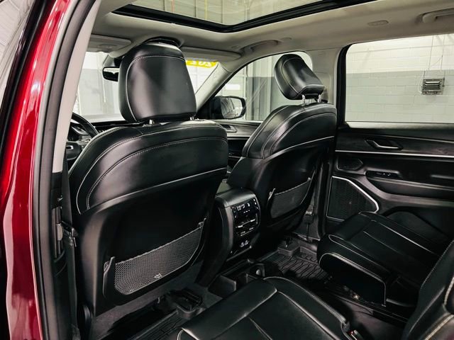 Used 2021 Jeep Grand Cherokee L Limited AWD/4WD image 27