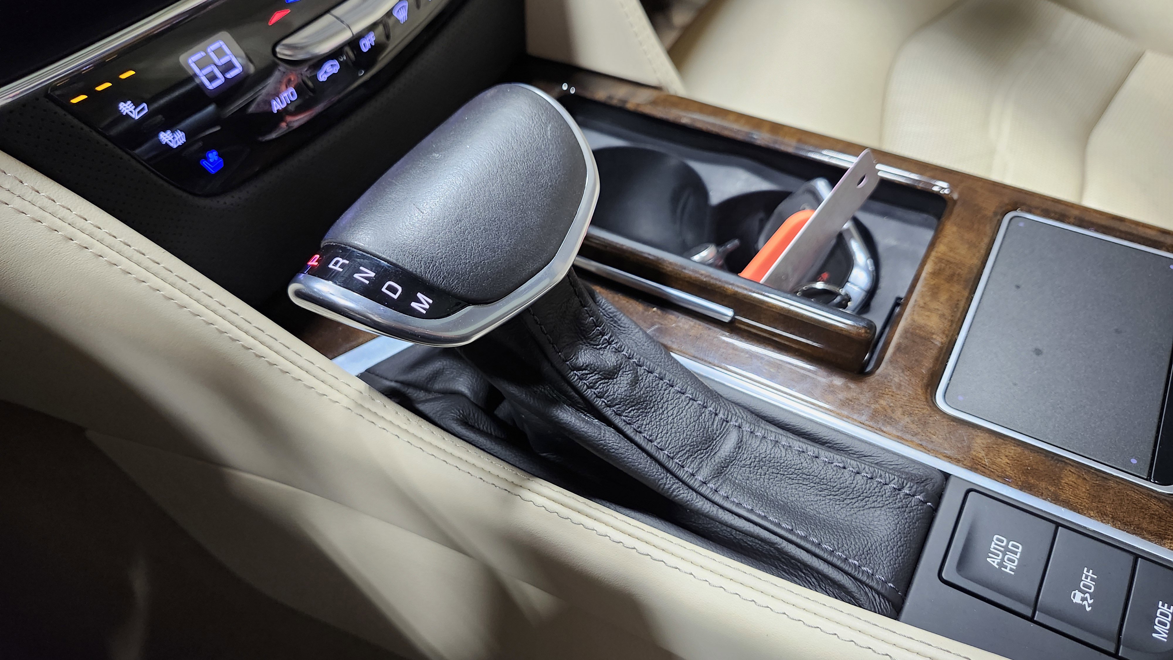 Used 2018 Cadillac CT6 Platinum image 39