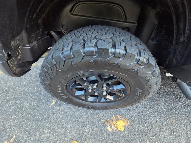 Used 2024 Jeep Wrangler Unlimited AWD/4WD image 29