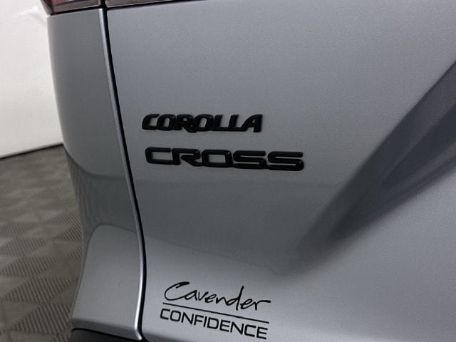 Used 2024 Toyota Corolla Cross AWD Hybrid image 32