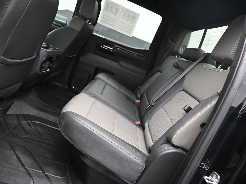 Used 2023 Chevrolet Silverado 1500 ZR2 w/ Technology Package AWD/4WD image 13