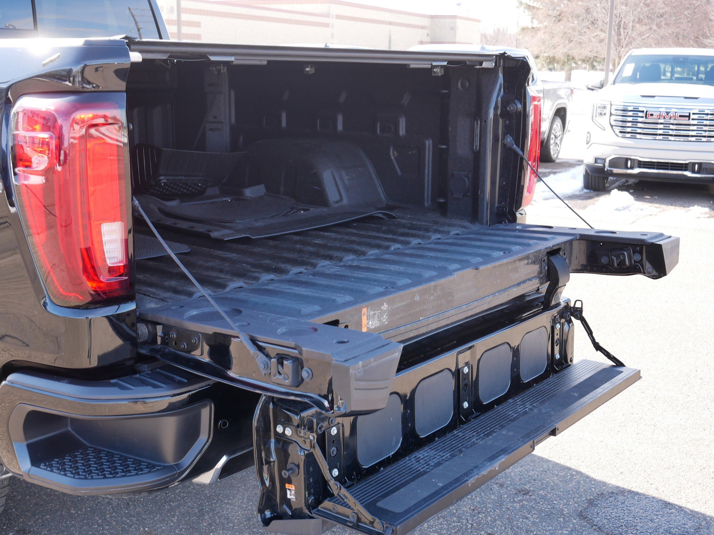 Certified 2024 GMC Sierra 1500 AT4 w/ Technology Package image 18