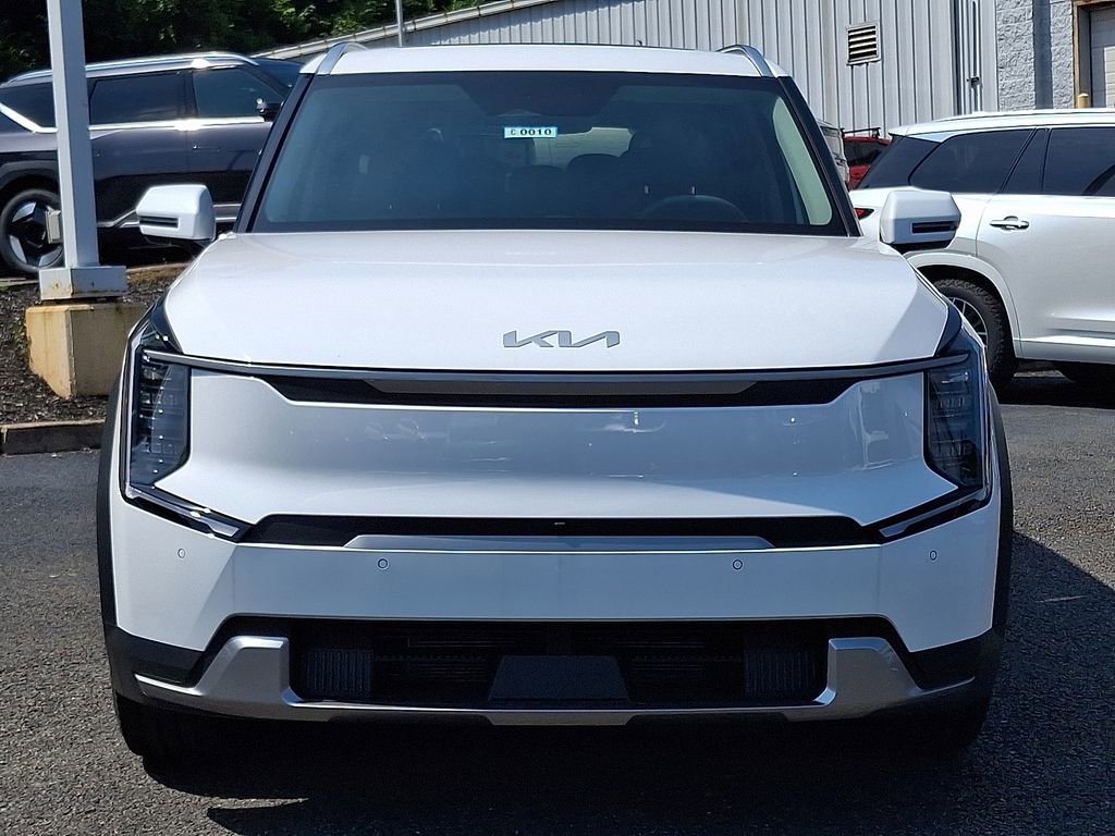 New 2026 Kia EV9 Wind image 2