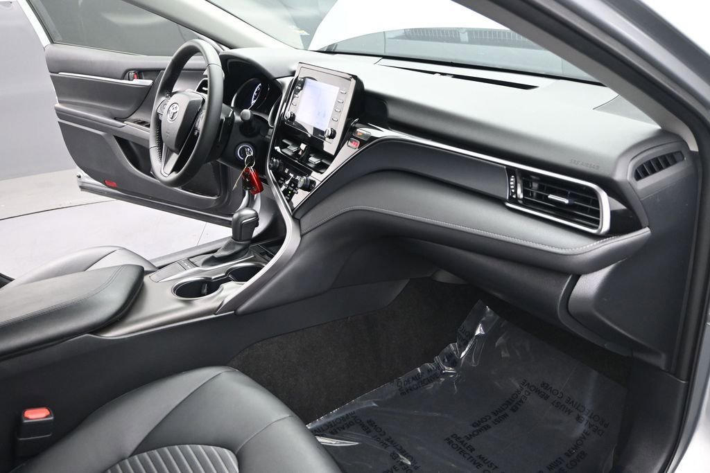 Used 2023 Toyota Camry SE FWD image 26