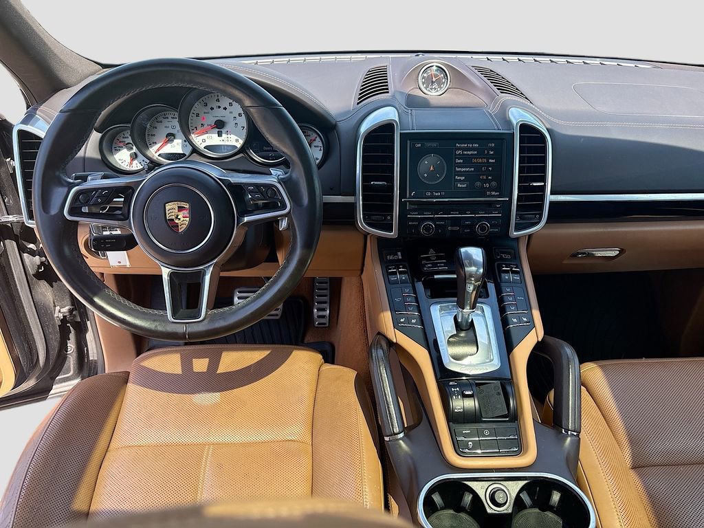 Used 2016 Porsche Cayenne S image 39