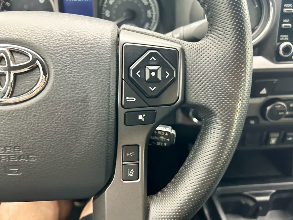 Used 2023 Toyota Tacoma TRD Off-Road AWD/4WD image 12