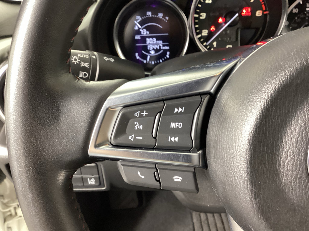 Used 2016 MAZDA MX-5 Miata Grand Touring RWD image 16