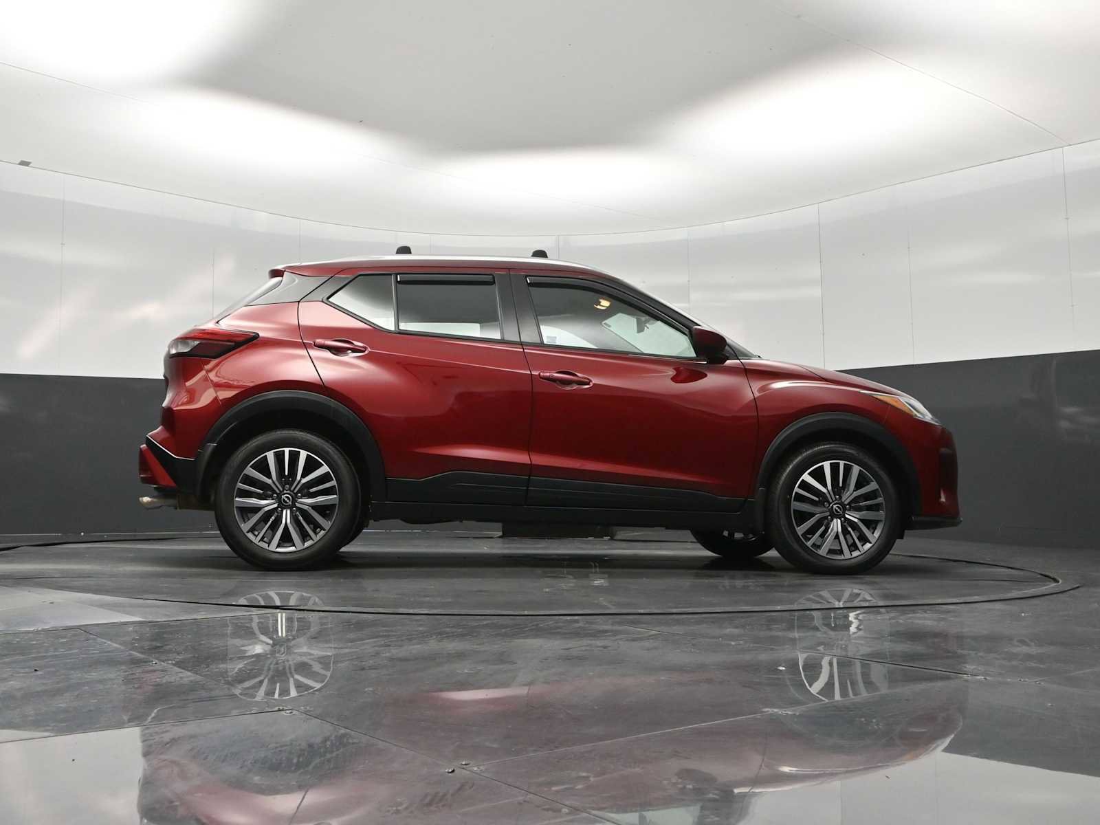 Used 2022 Nissan Kicks SV w/ Interior Electronics Package image 31